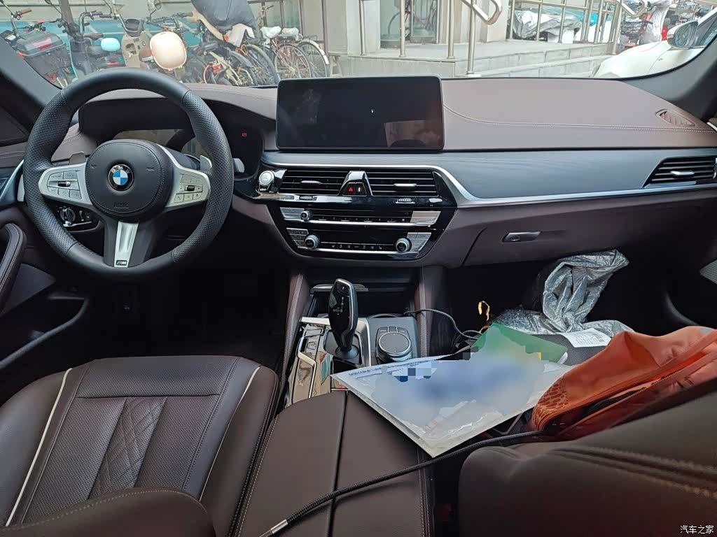 BMW 5 Series, 2022 10