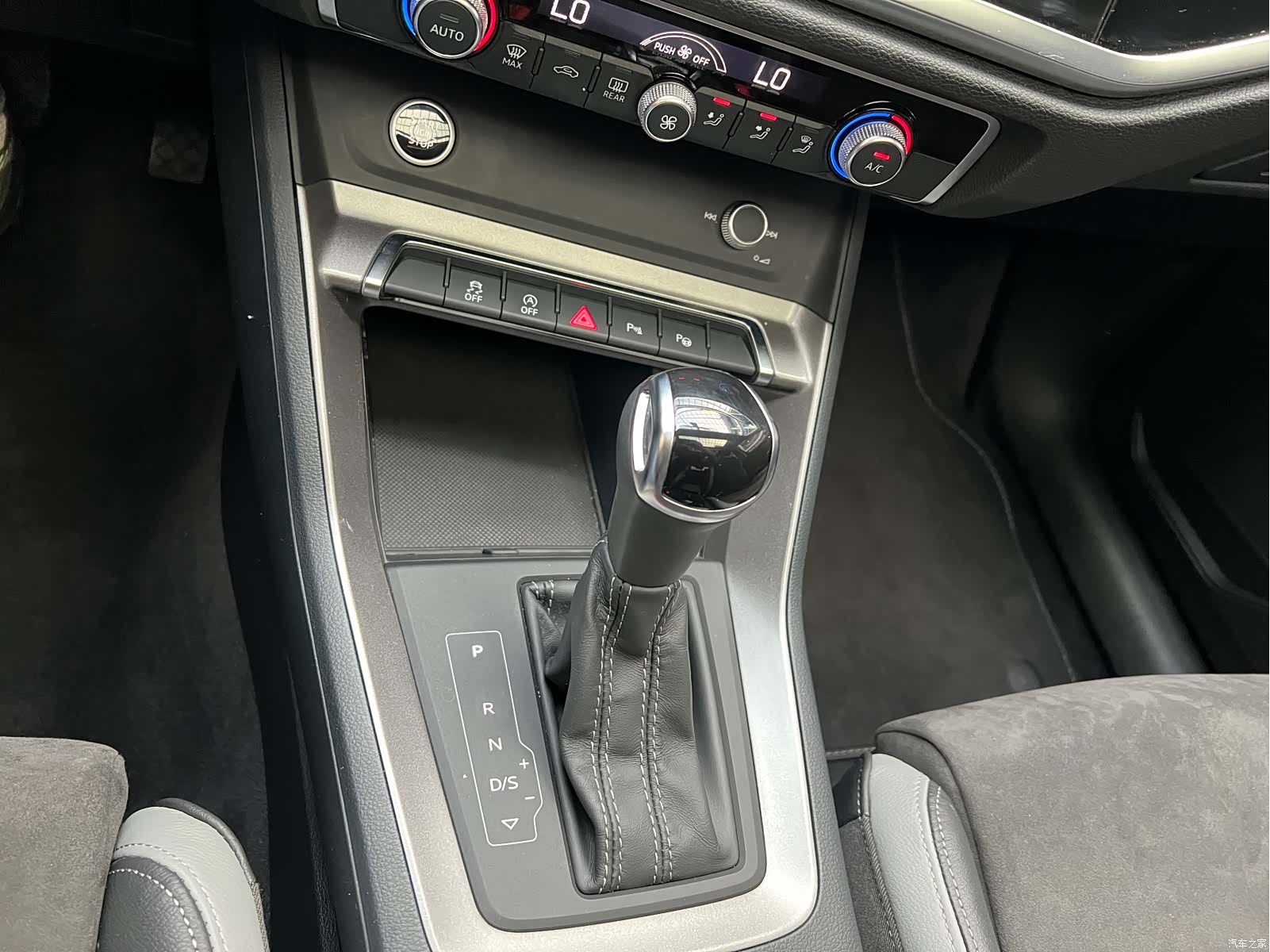 Audi Q3, 2022 9