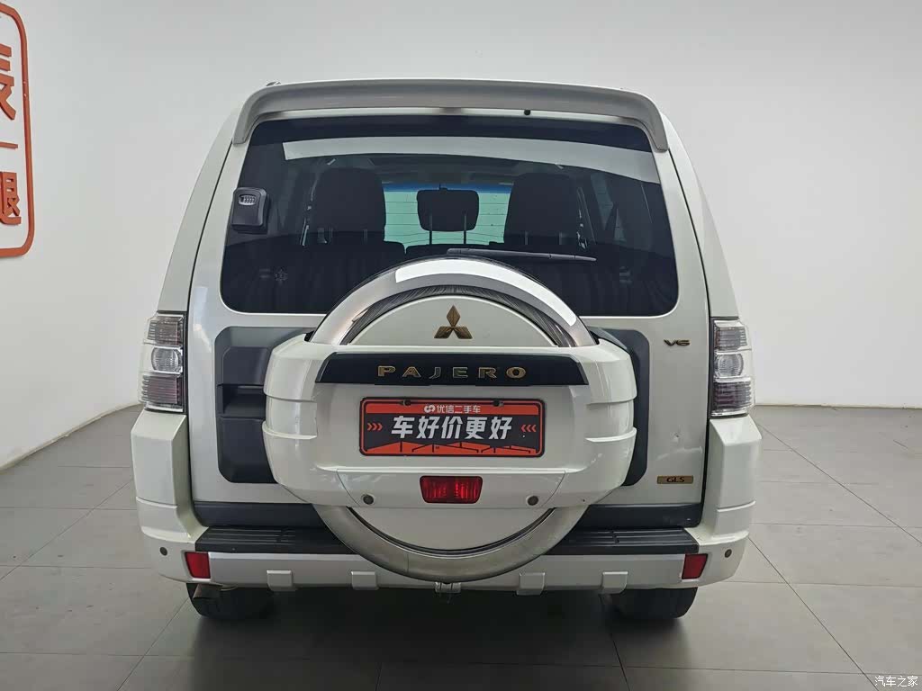 Mitsubishi Pajero, 2014 4