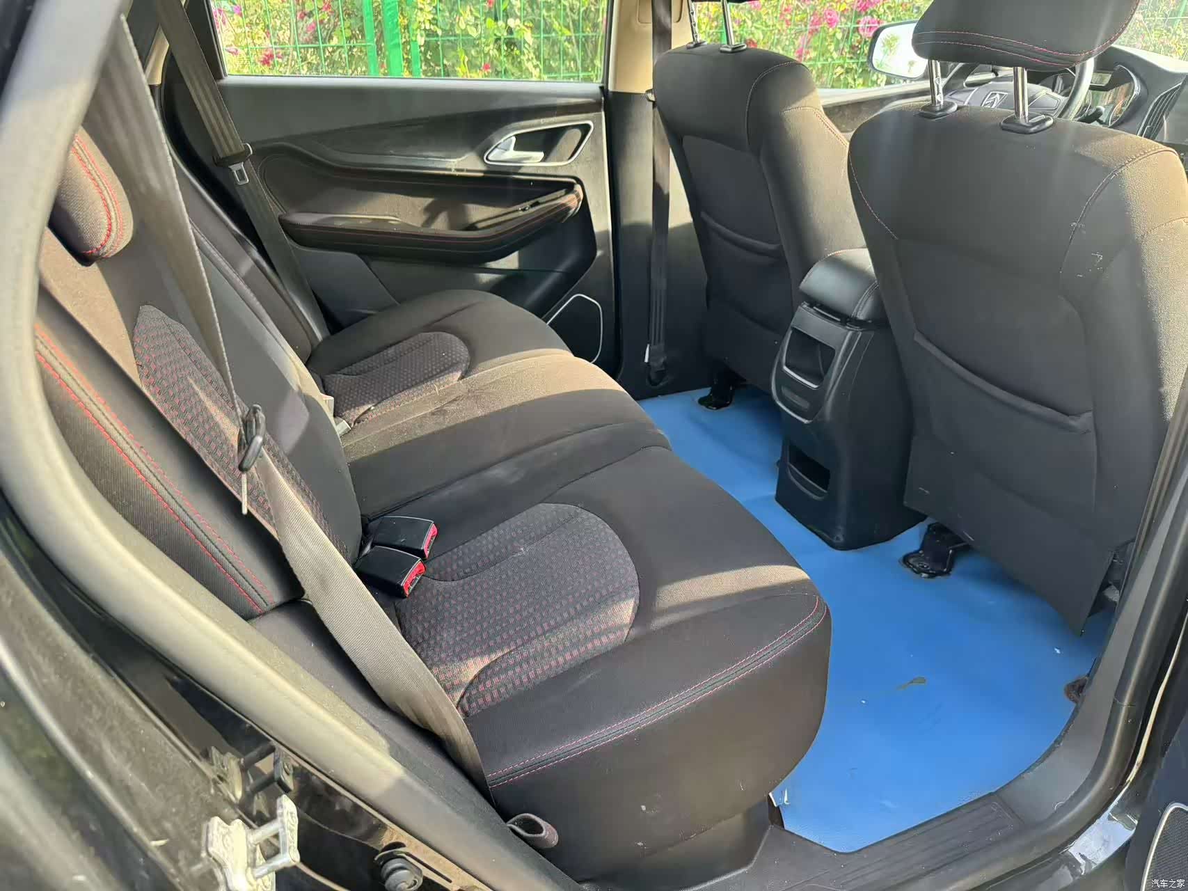 Wuling 560, 2016 10