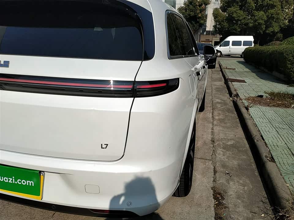 Li Auto Ideal L7