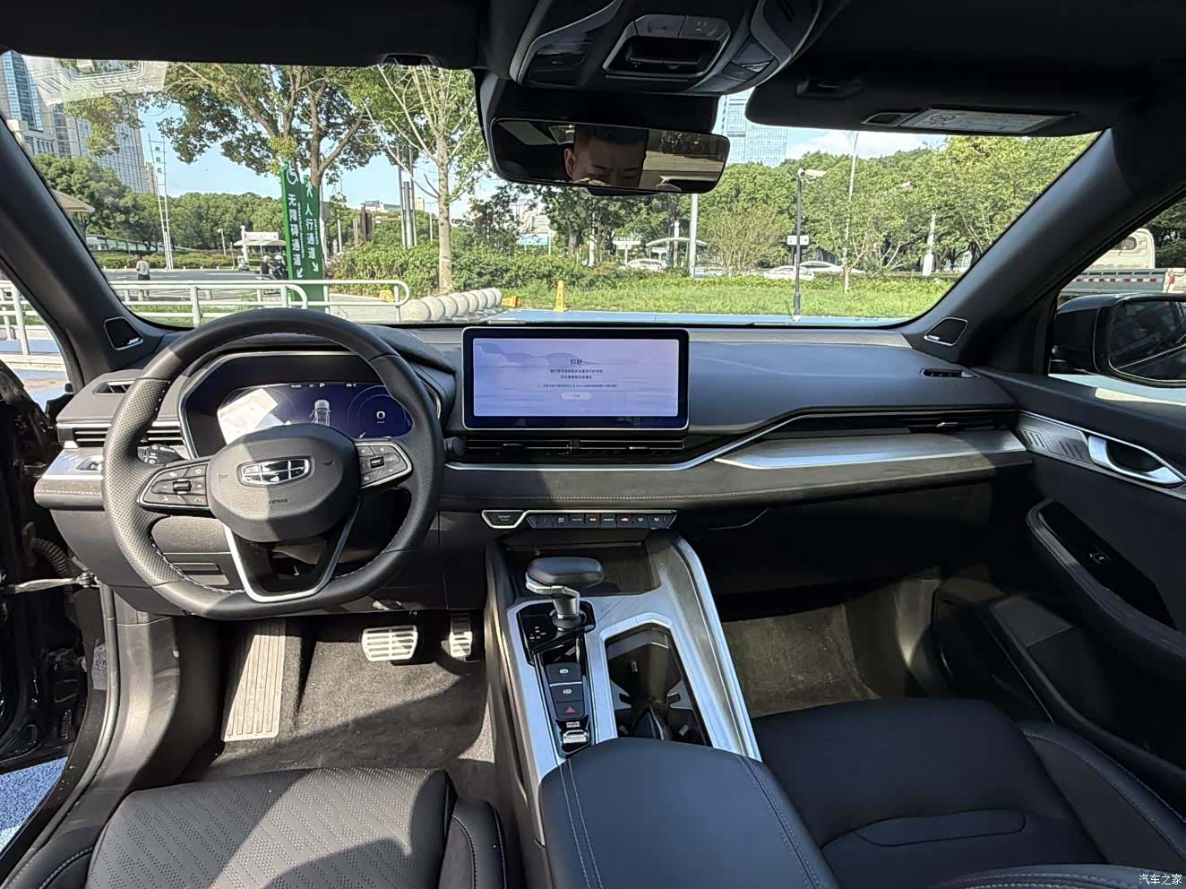 Geely Preface, 2024 9