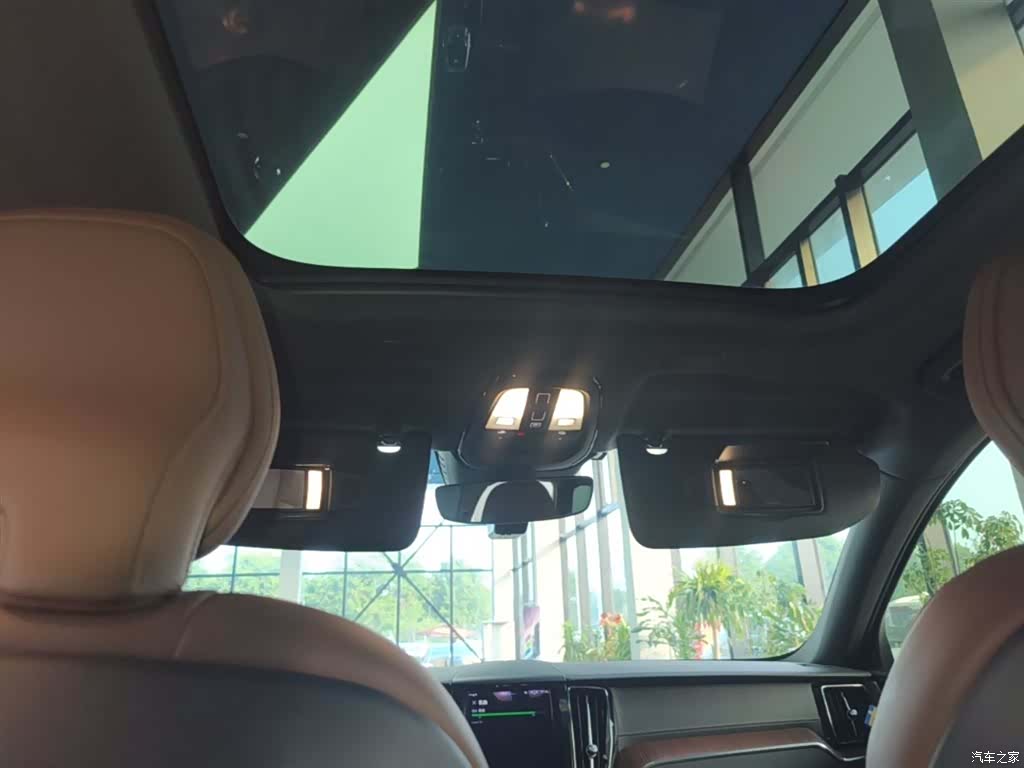 Volvo XC60, 2024 18