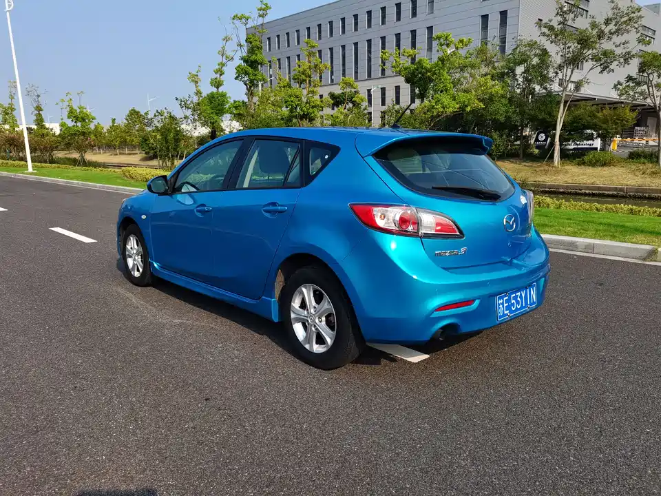 Mazda 3 star Cheng