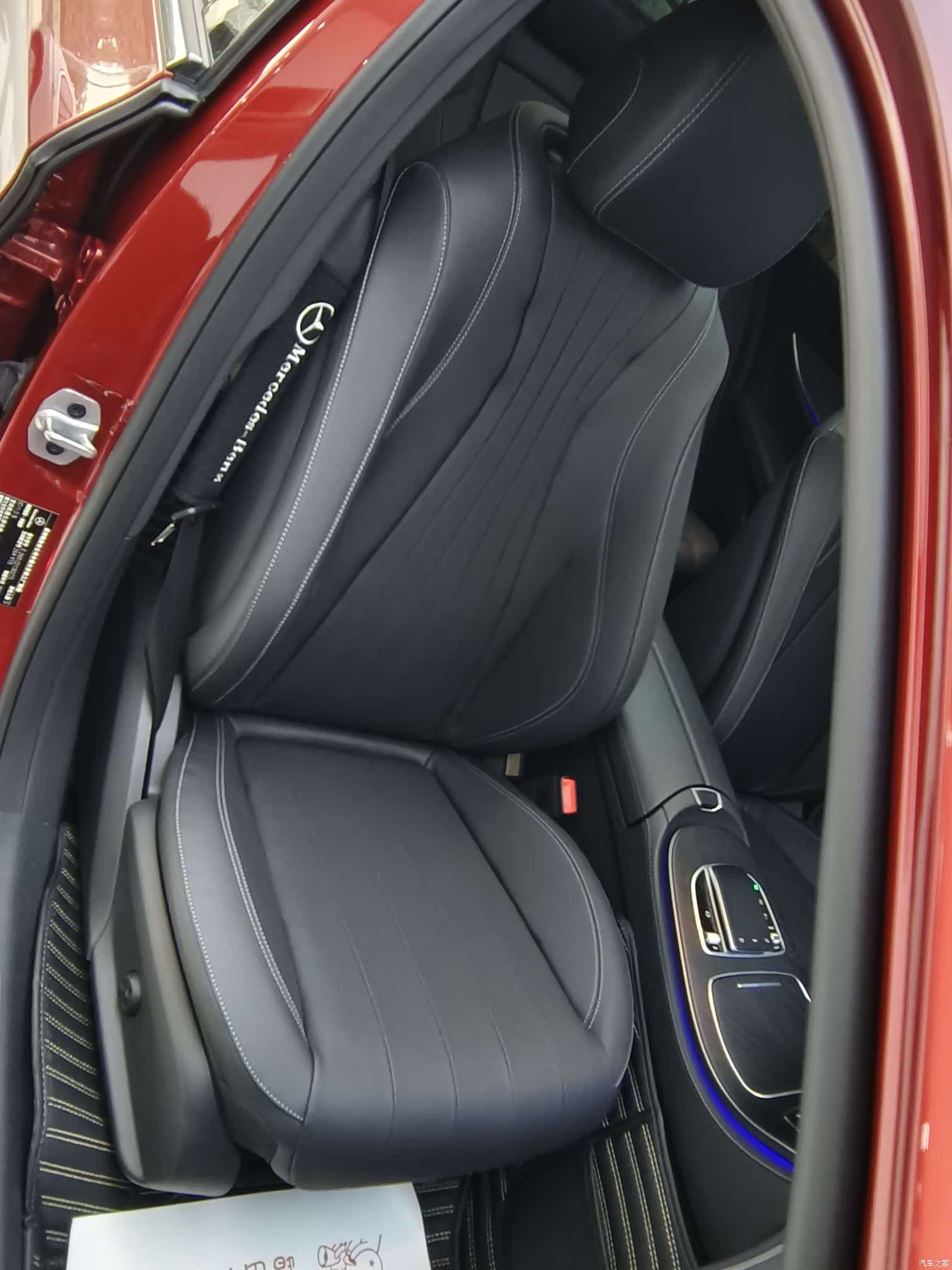 Mercedes-Benz E-Class, 2019 25