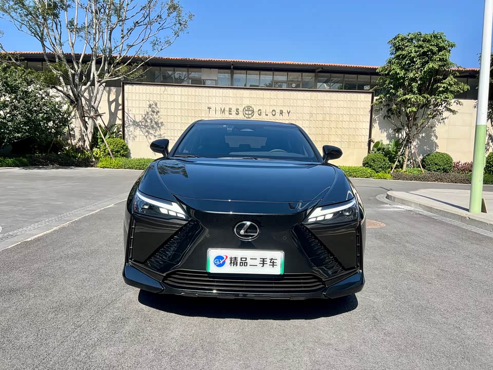 Lexus RZ