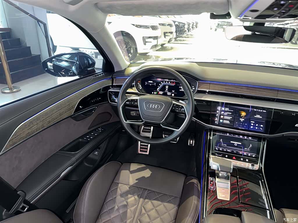 Audi A8L, 2024 25