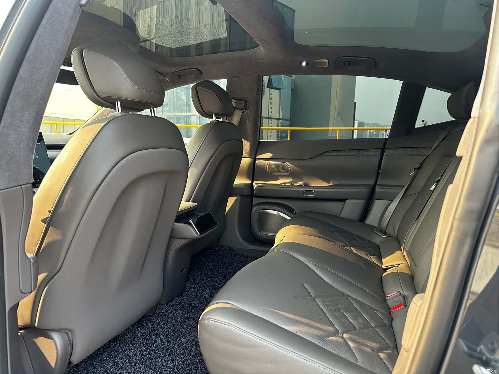 NIO ET7, 2022 6