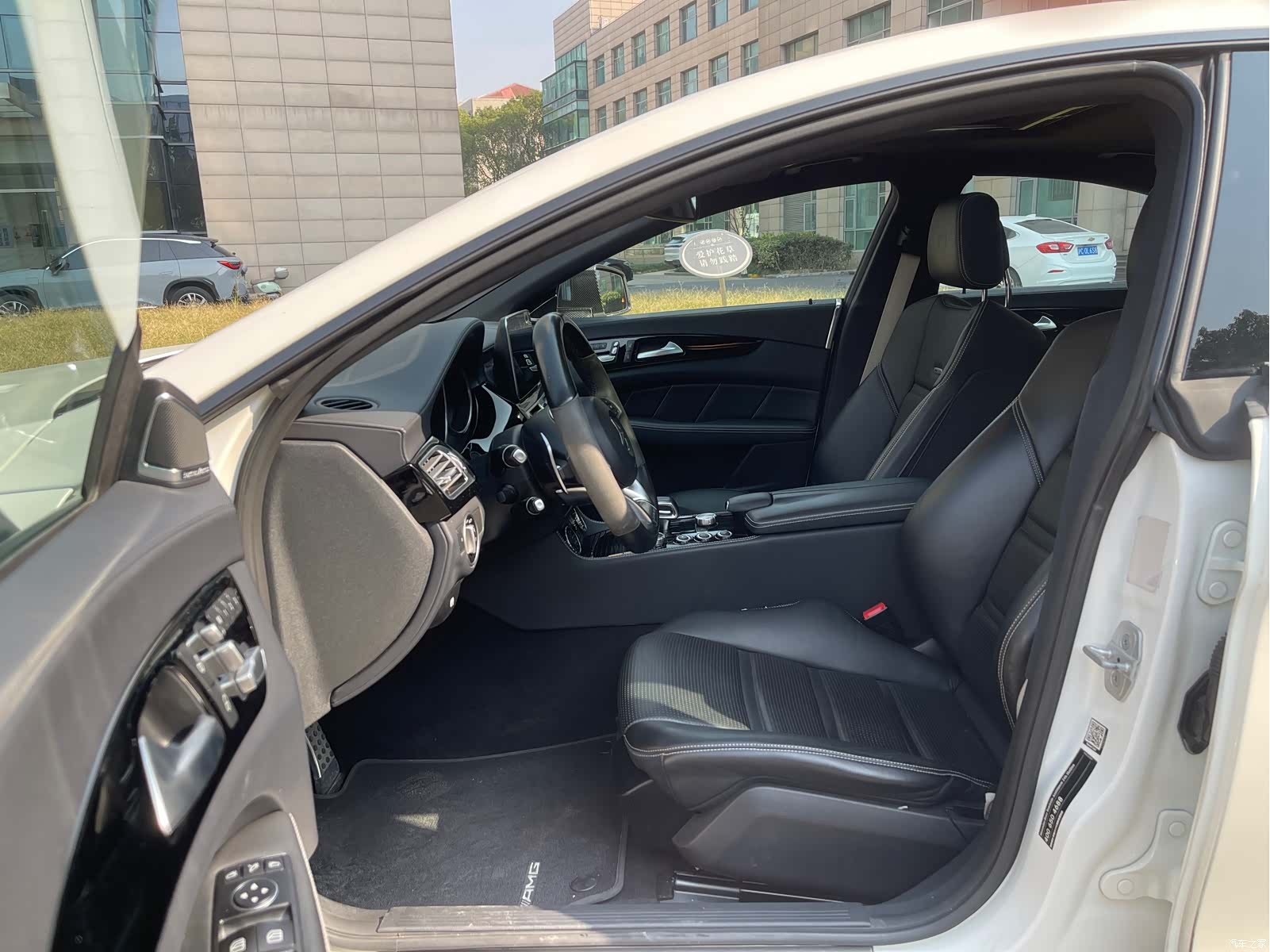 Mercedes-Benz CLS, 2015 13
