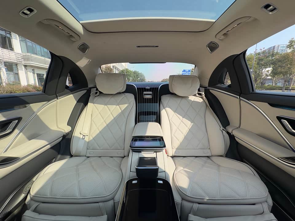 Mercedes-Benz Maybach S-class