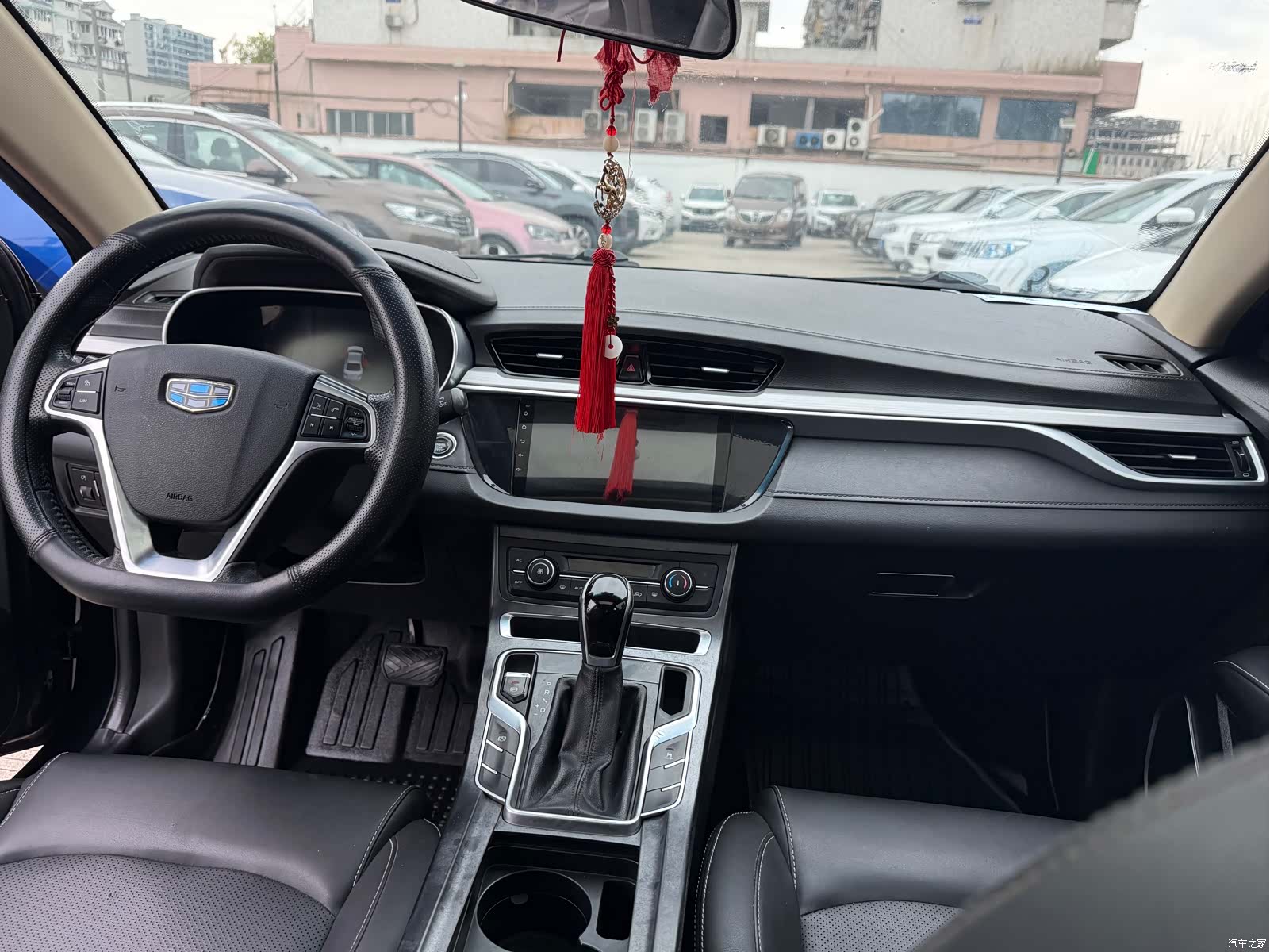 Geely Emgrand, 2018 11