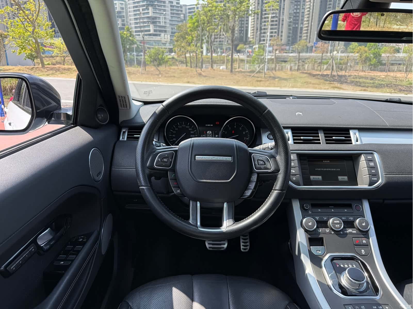 Land Rover Range Rover, 2015 12