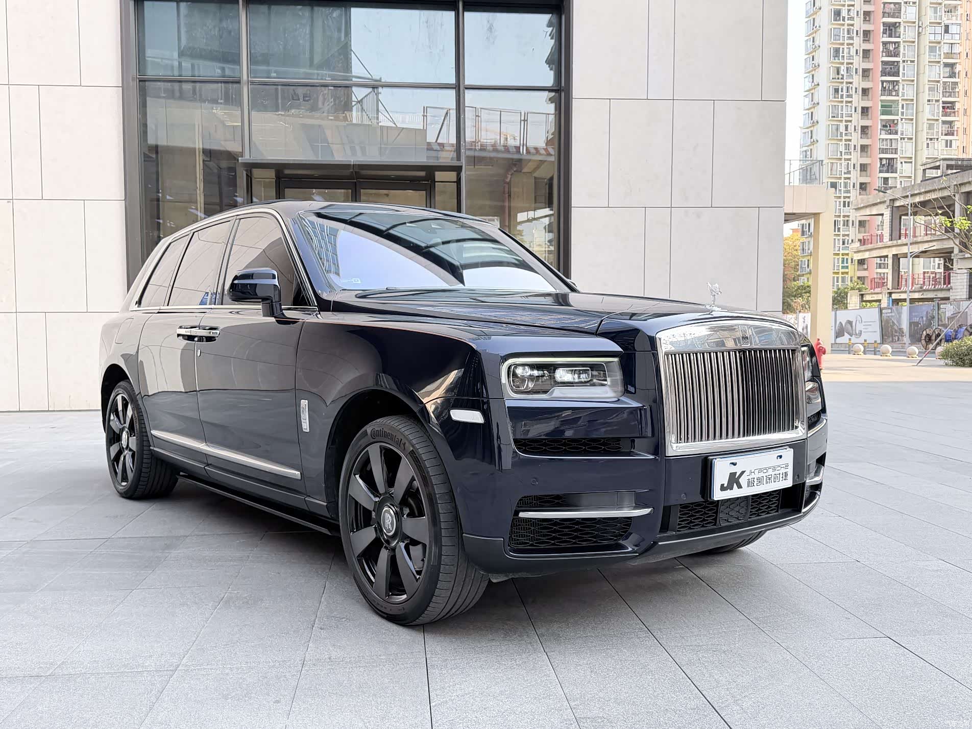 Rolls-Royce Cullinan, 2021 4