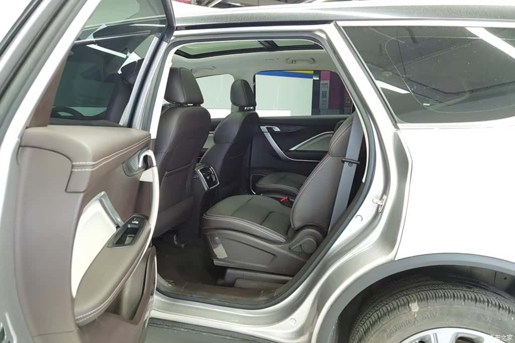 Geely Jiaji, 2021 11