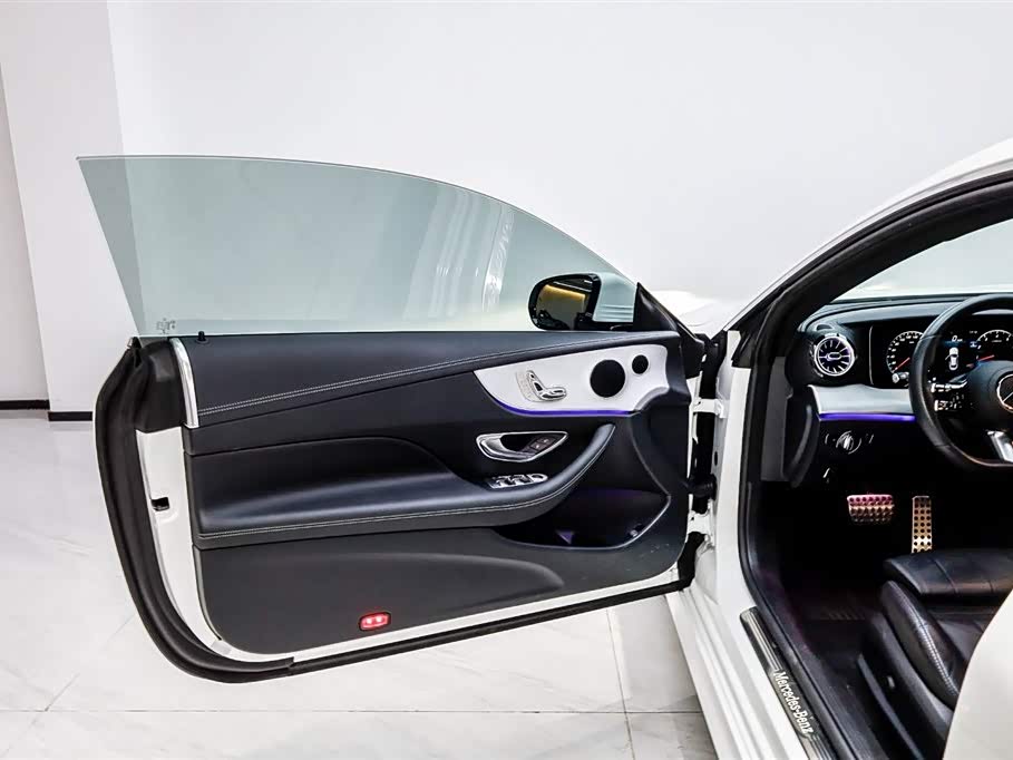 Mercedes-Benz E-class Mercedes-Benz E-class