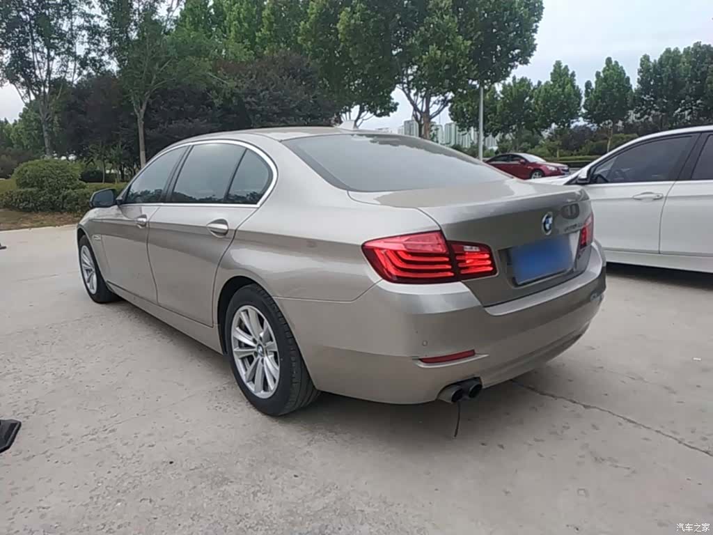 BMW 5 Series, 2015 все фото