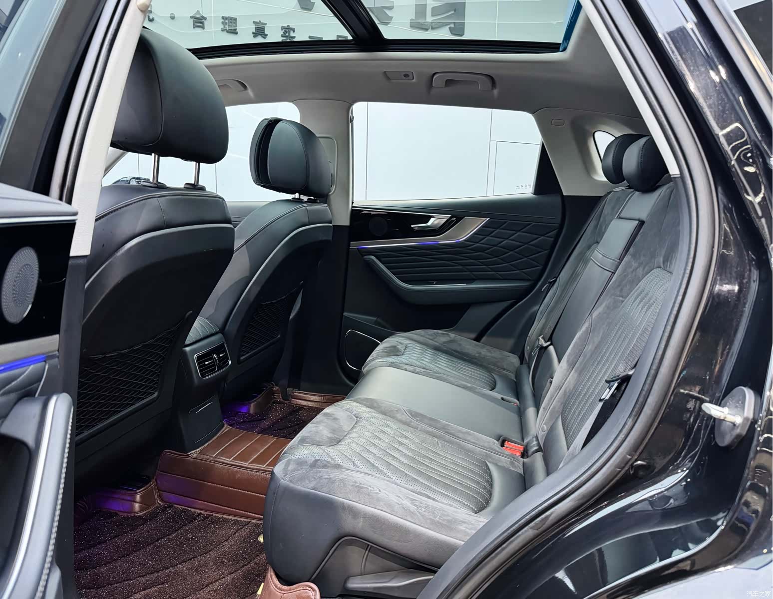 Hongqi HS5, 2022 14