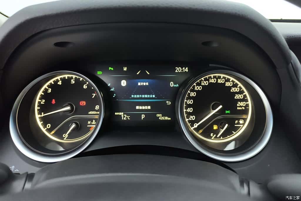 Toyota Camry, 2023 14