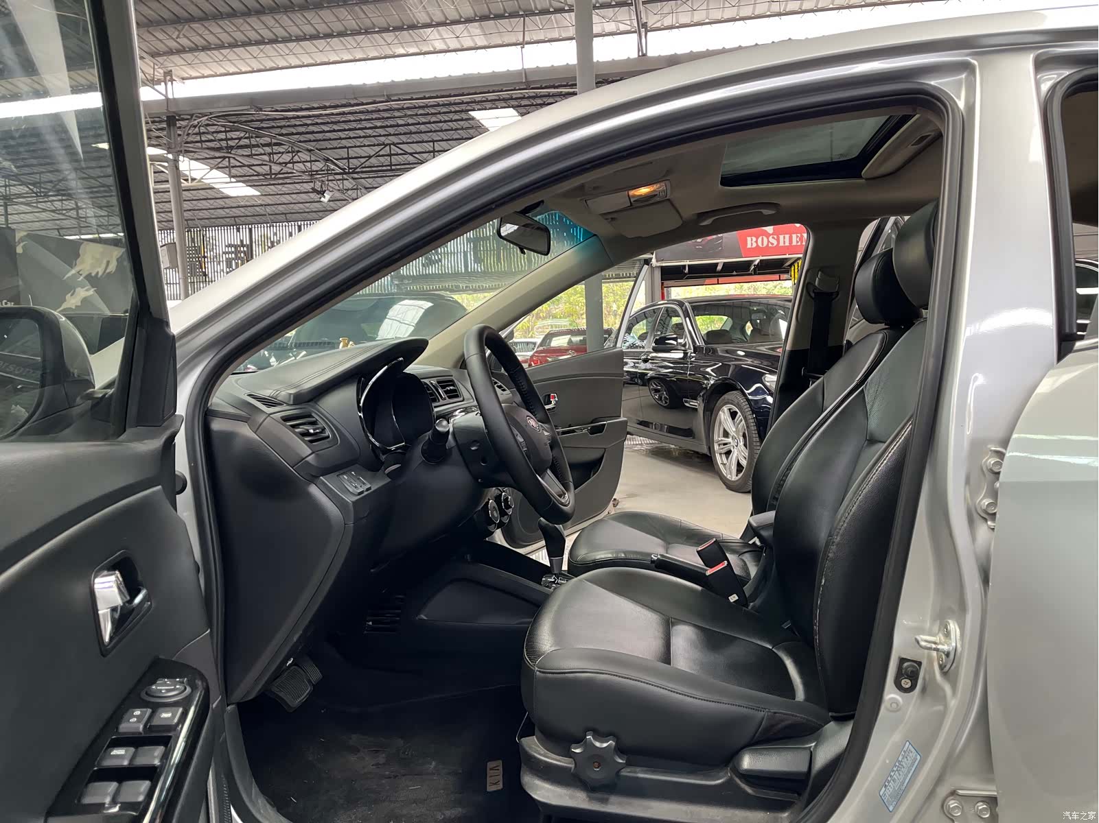 Kia K2, 2013 15