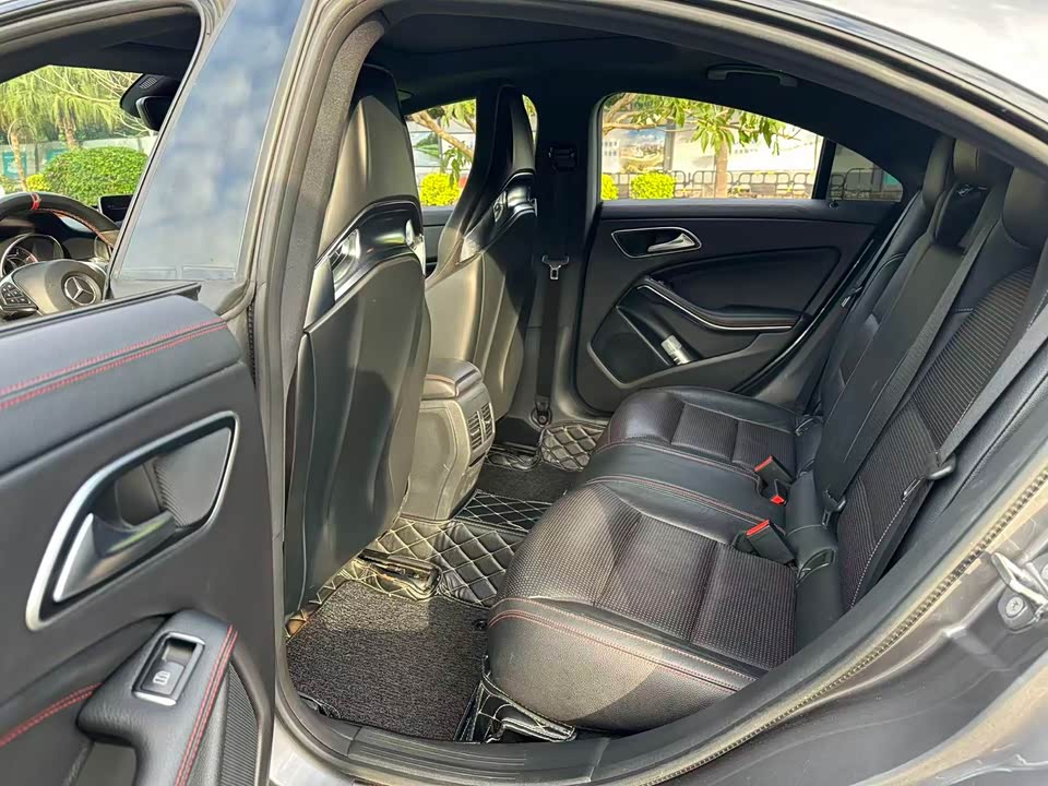 Mercedes-Benz CLA AMG