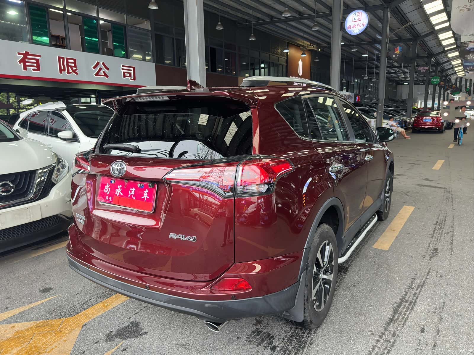 Toyota RAV4, 2017 все фото