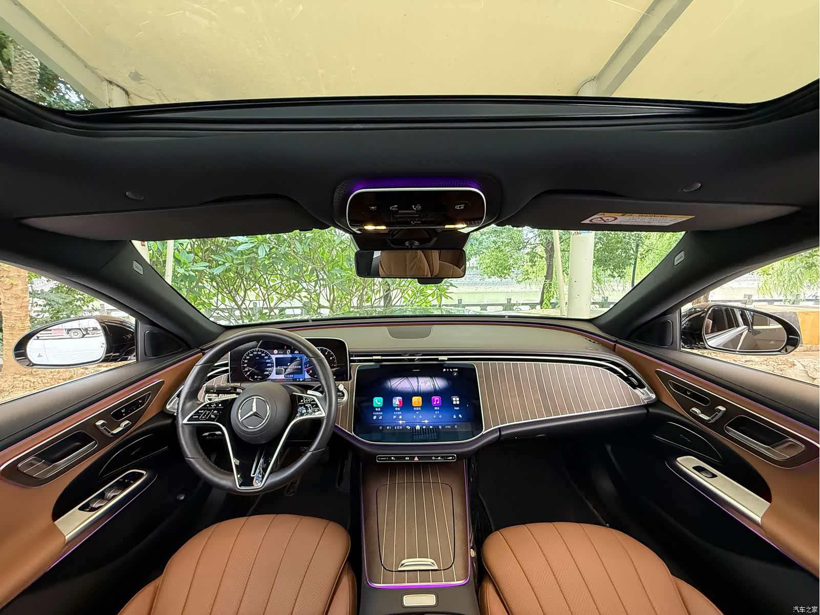Mercedes-Benz E-Class, 2024 13