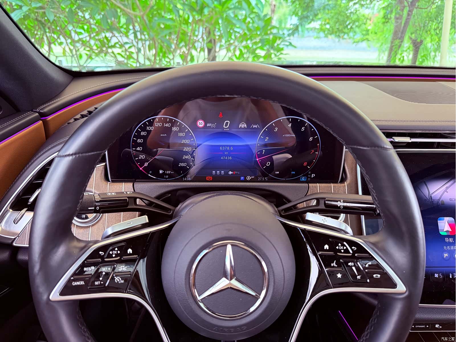 Mercedes-Benz E-Class, 2024 14