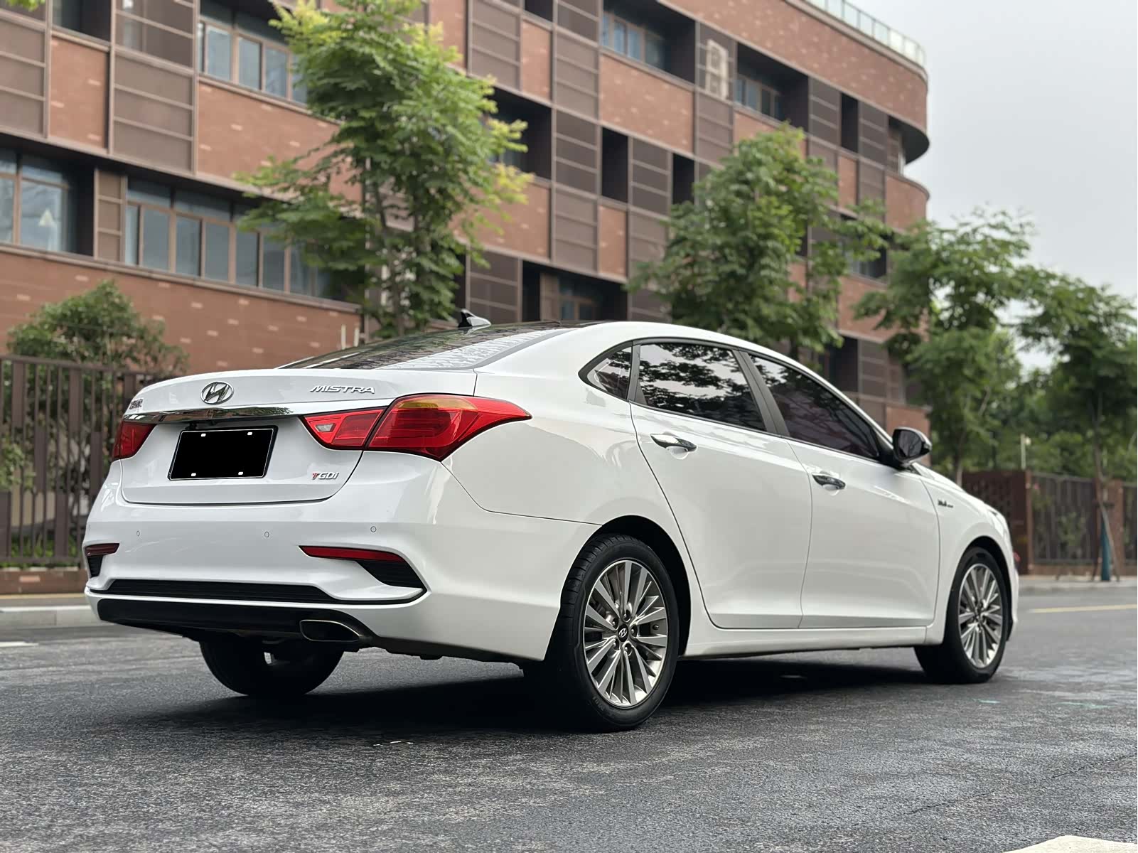 Hyundai GLS, 2017 все фото