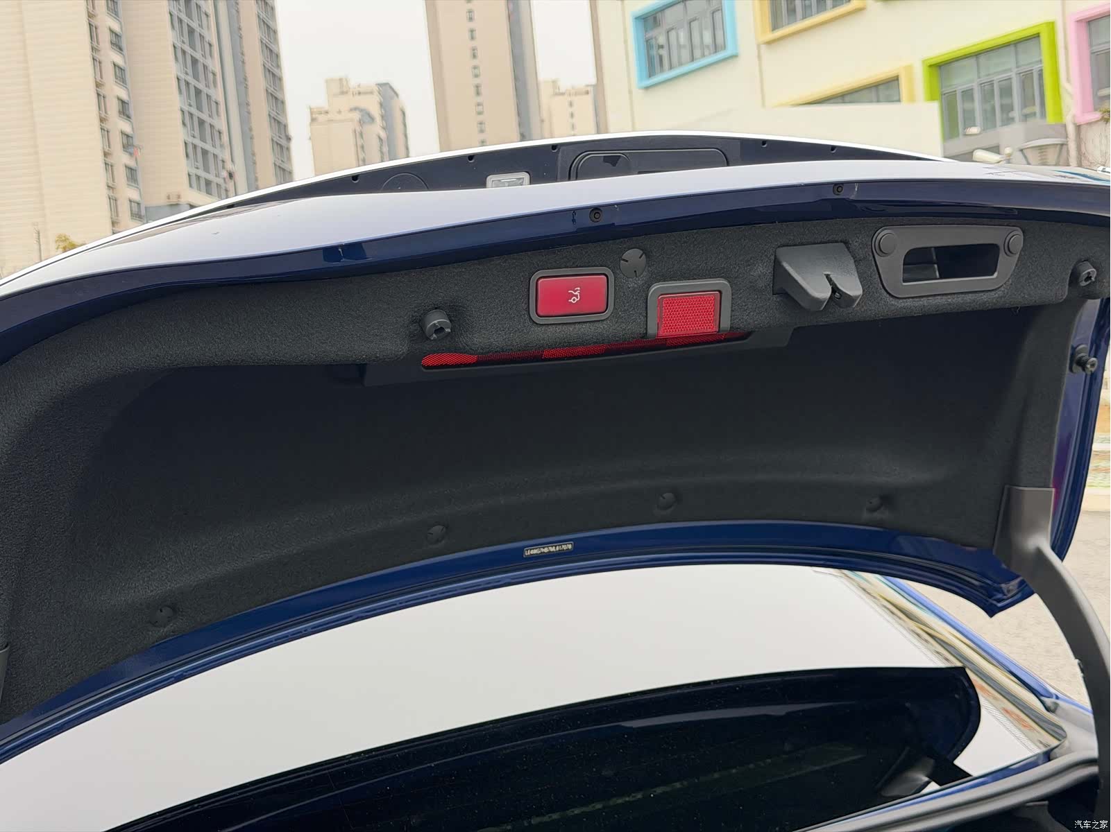 Mercedes-Benz C-Class, 2021 18