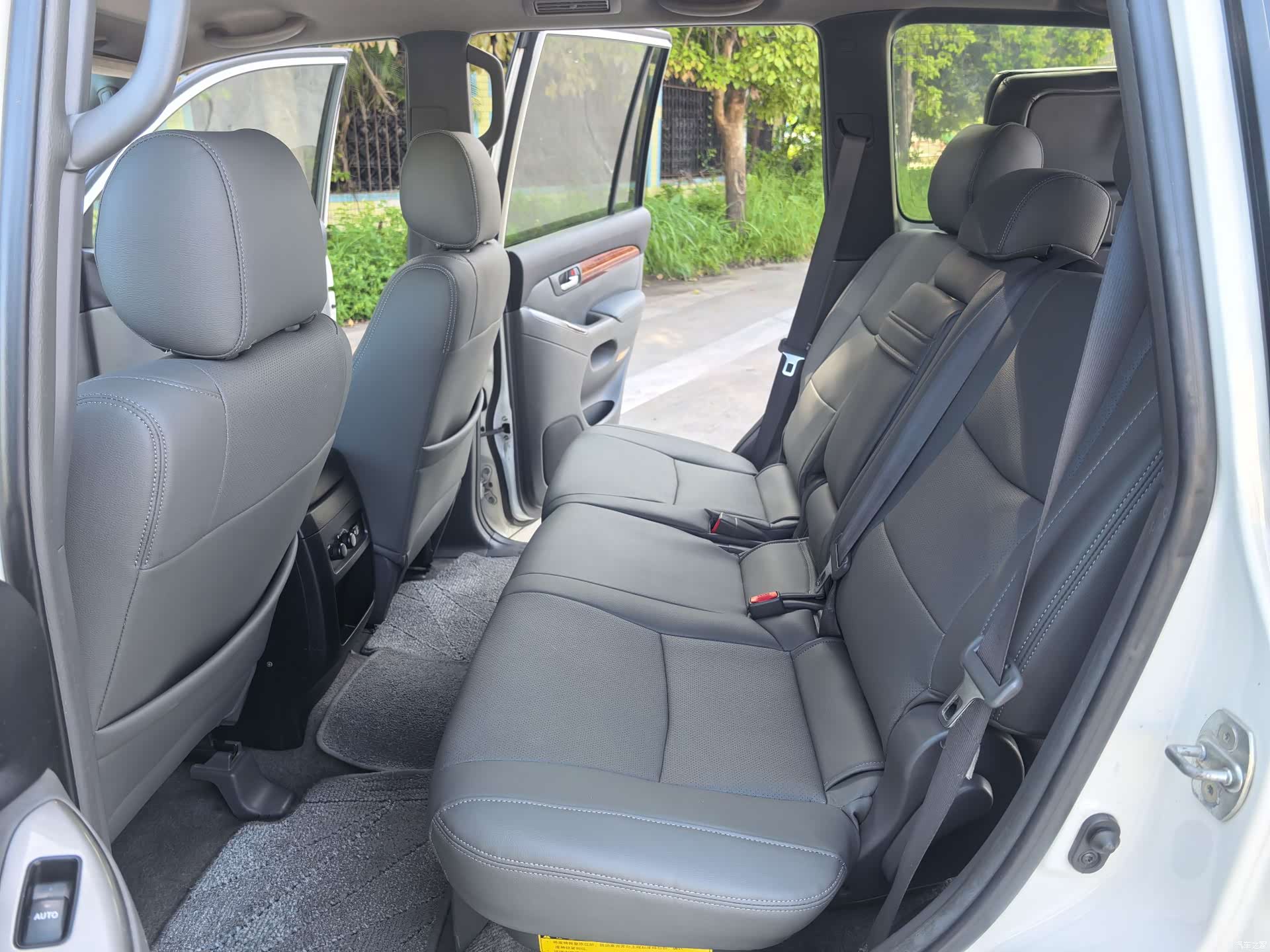 Toyota Prado, 2008 13