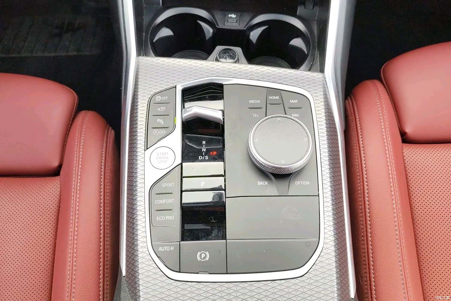 BMW 3 Series, 2025 все фото