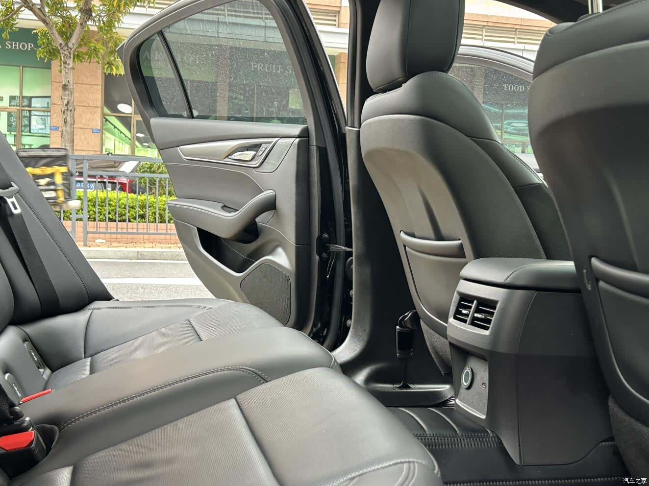 Cadillac CT5, 2024 17