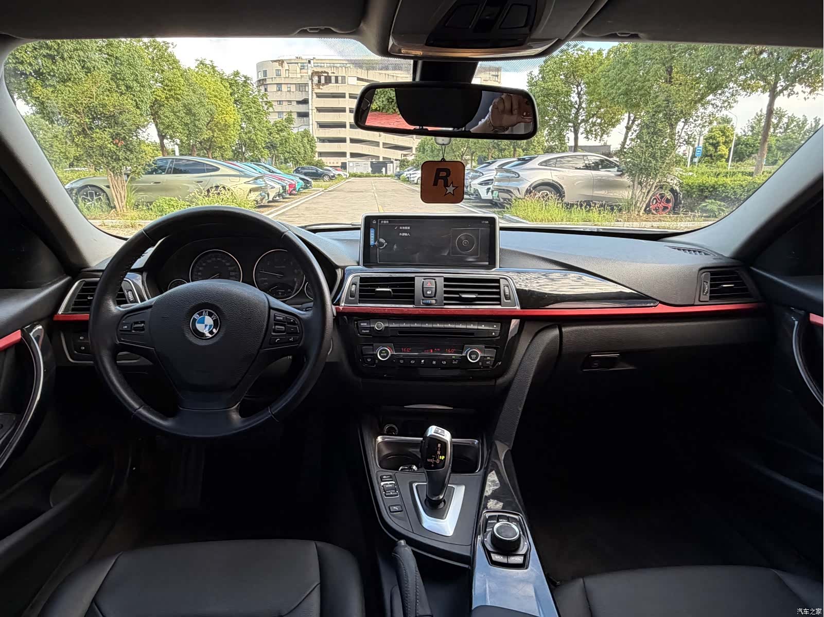 BMW 3 Series, 2013 13