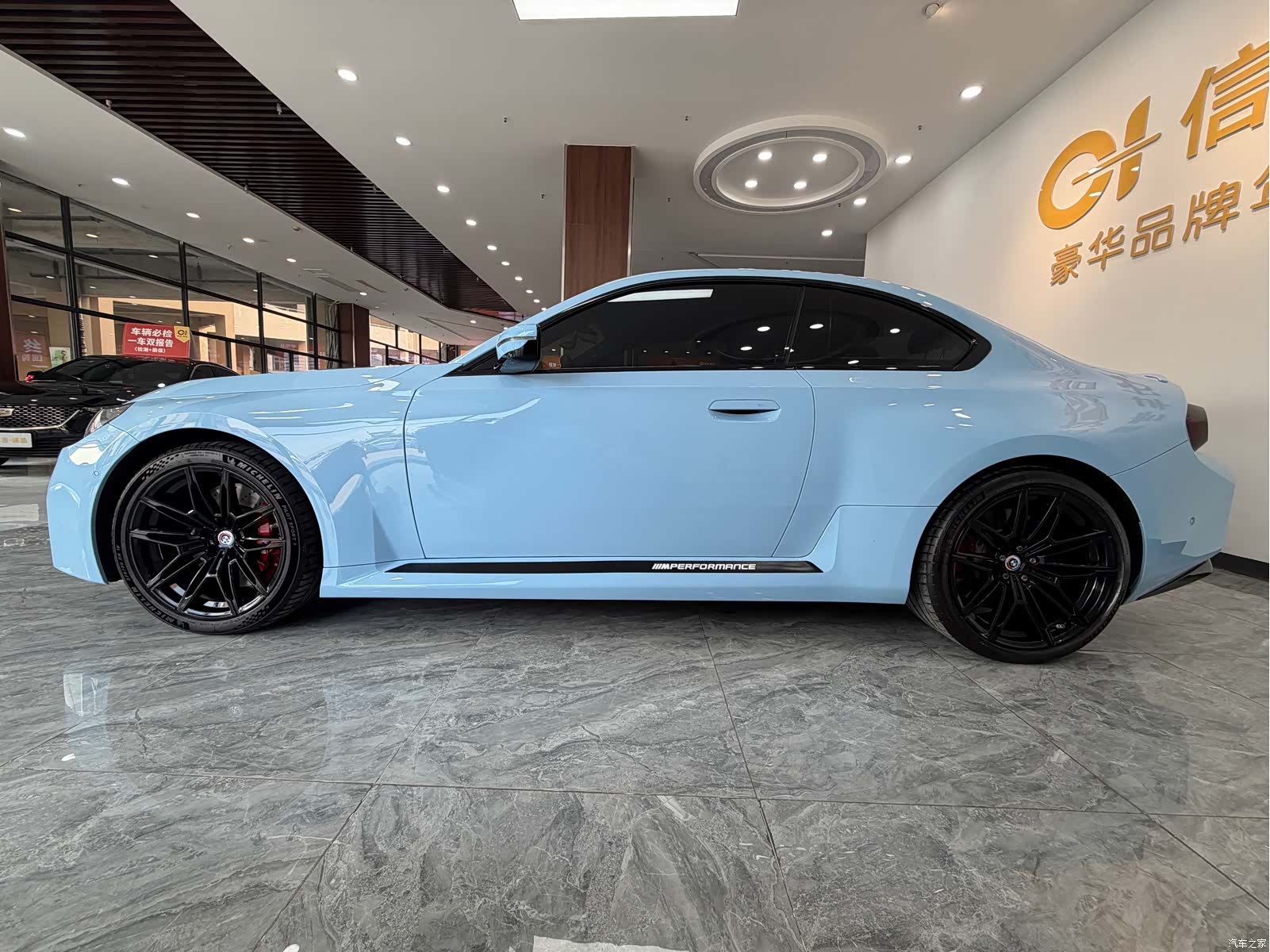 BMW M2, 2023 все фото