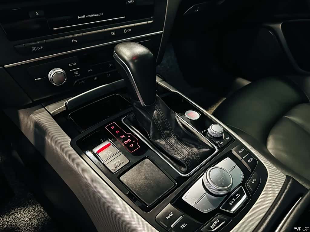 Audi A6L, 2019 11