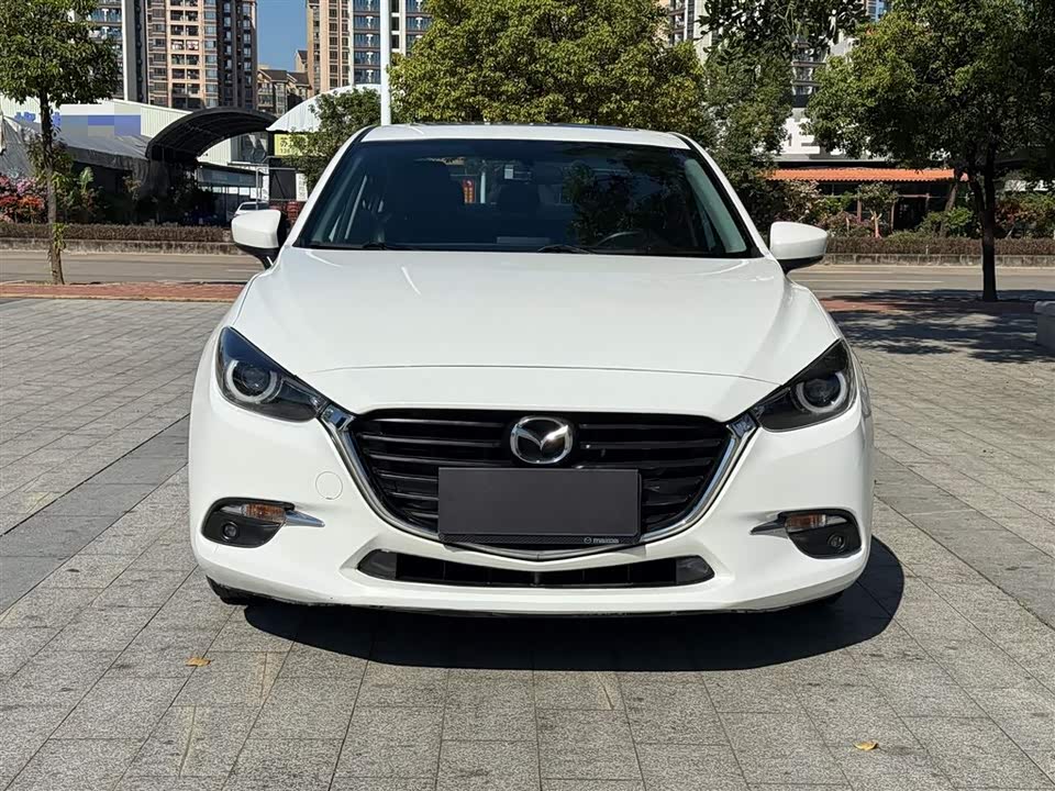Mazda 3 Angkesaila
