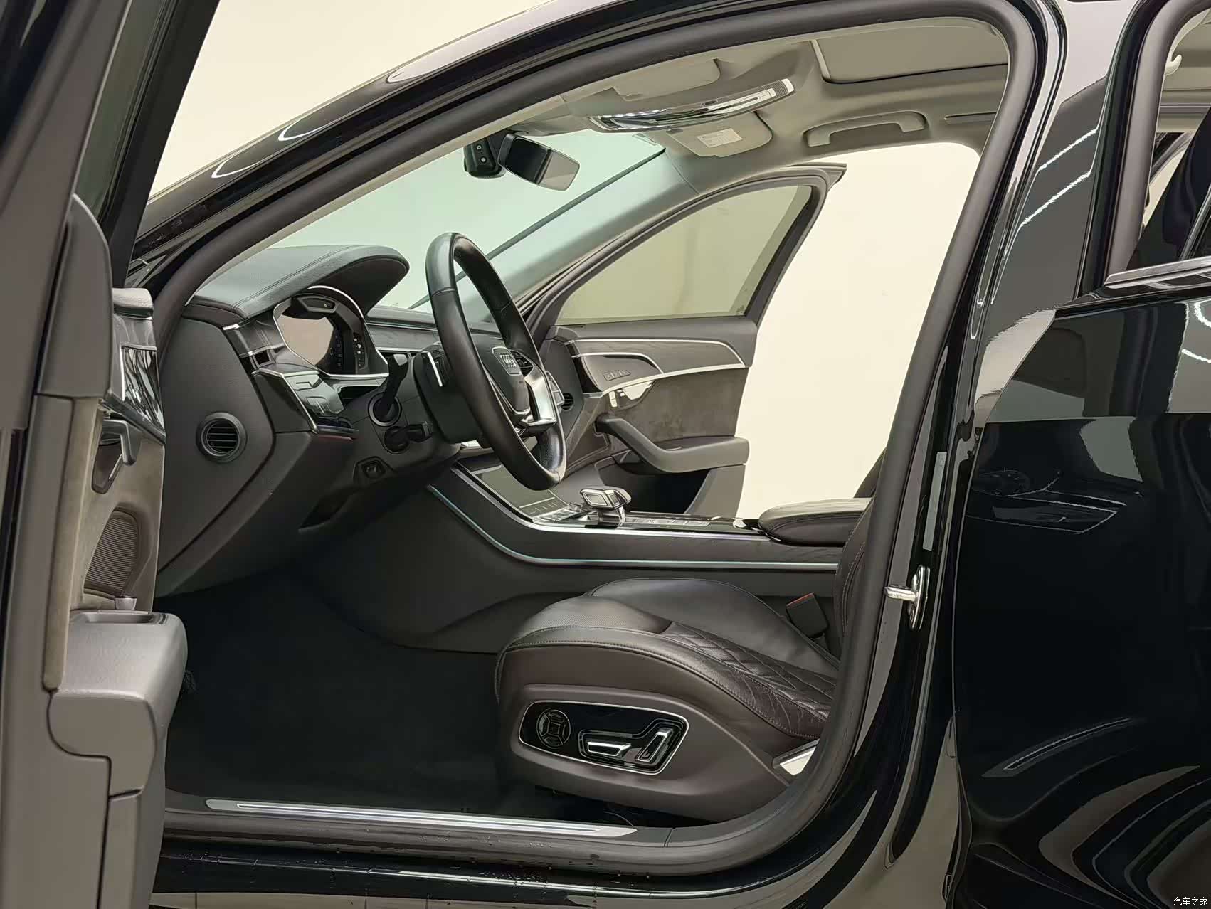 Audi A8L, 2022 9