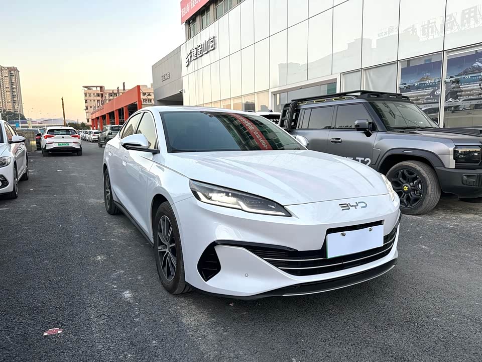 BYD Seal 06