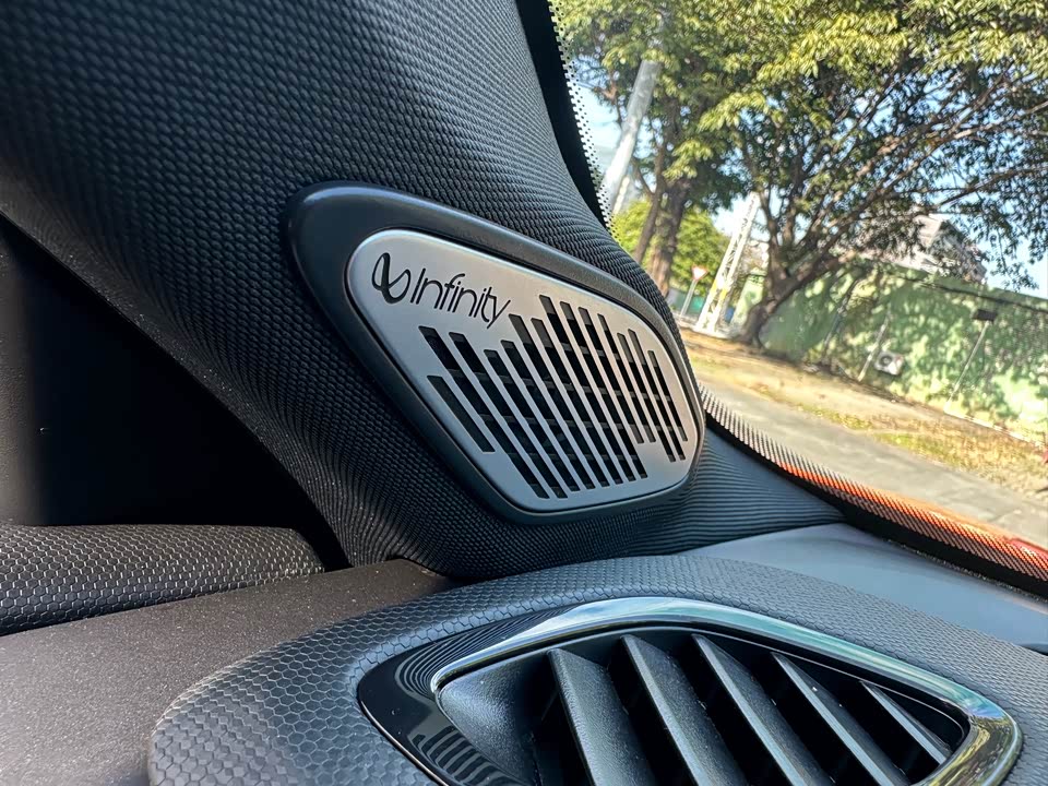 Lynk & Co 02 Hatchback