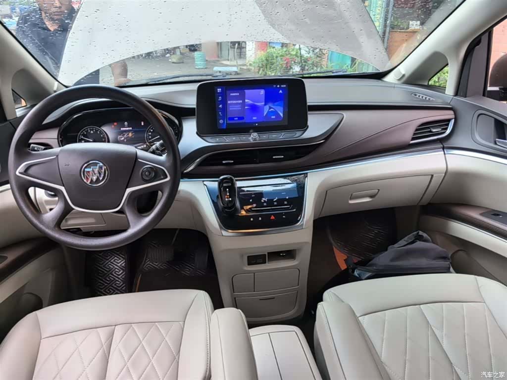 Buick GL8, 2021 10