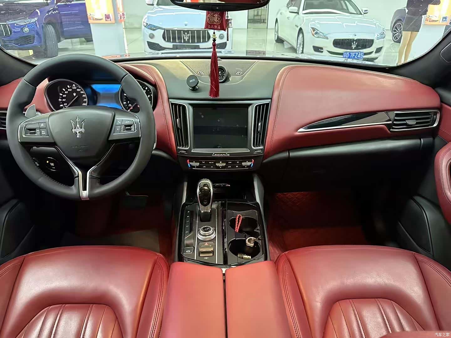 Maserati Levante, 2017 4