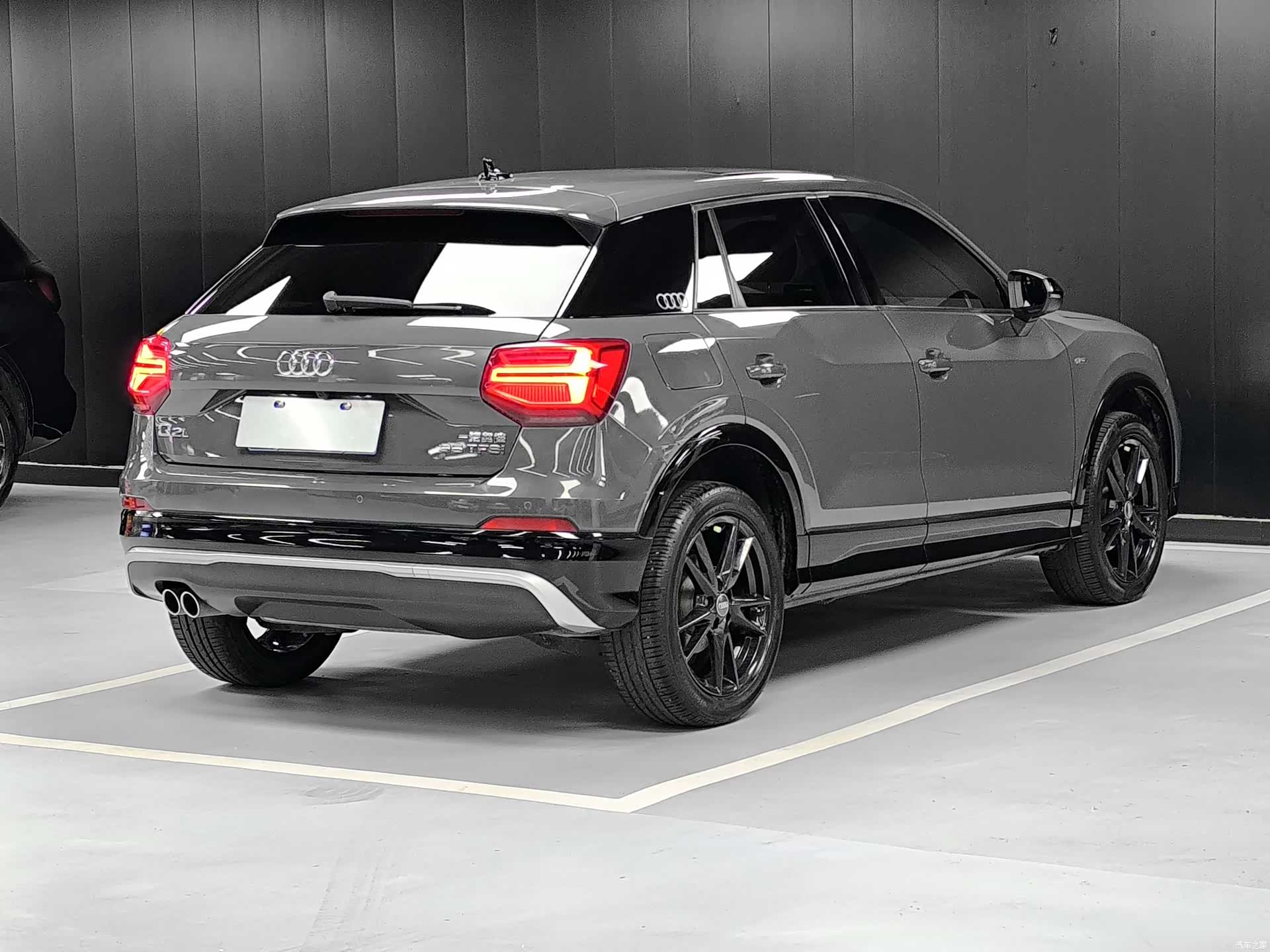 Audi Q2L, 2021 14