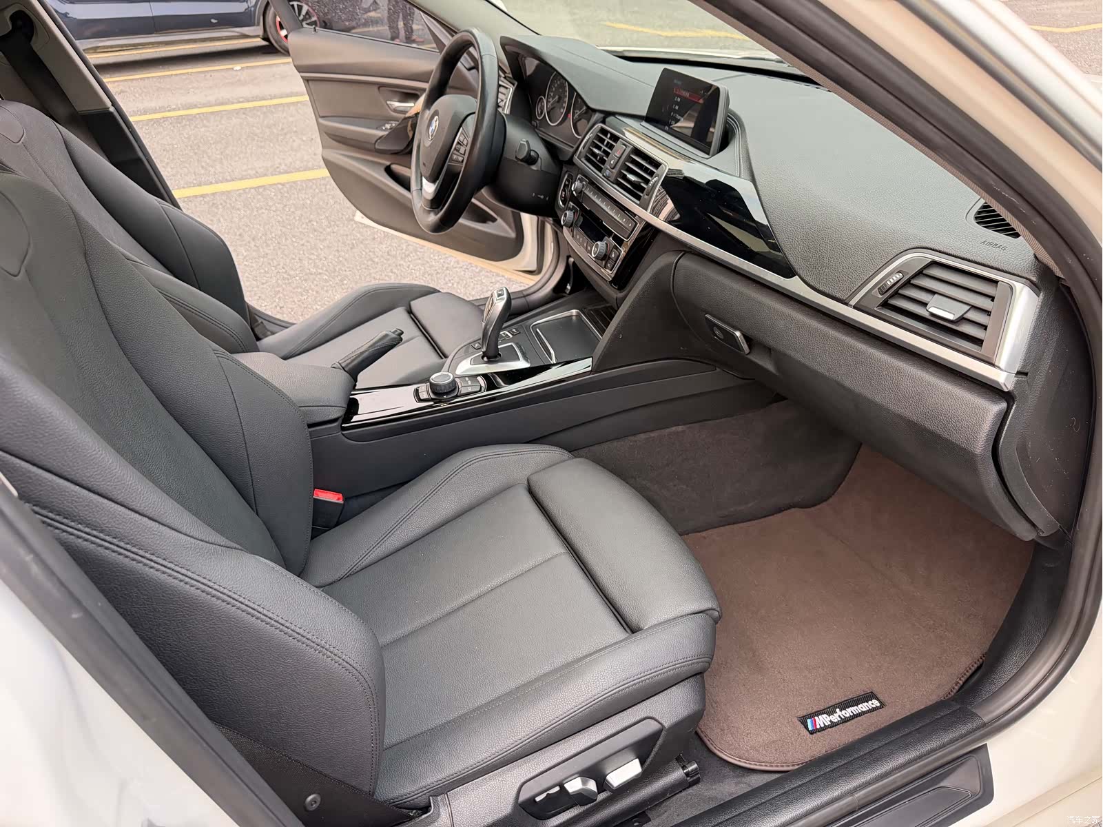 BMW 3 Series, 2018 11