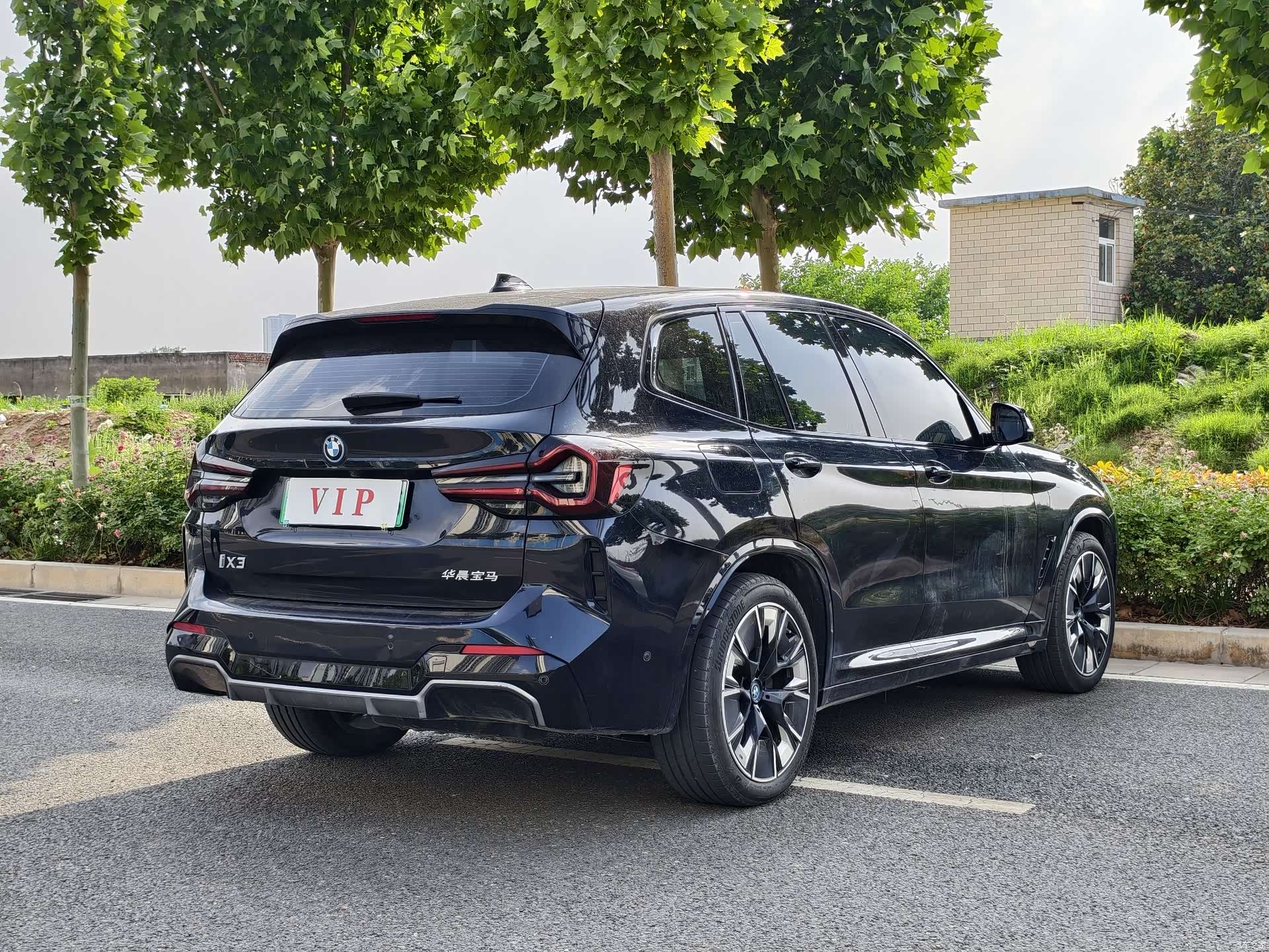 BMW iX3, 2024 9