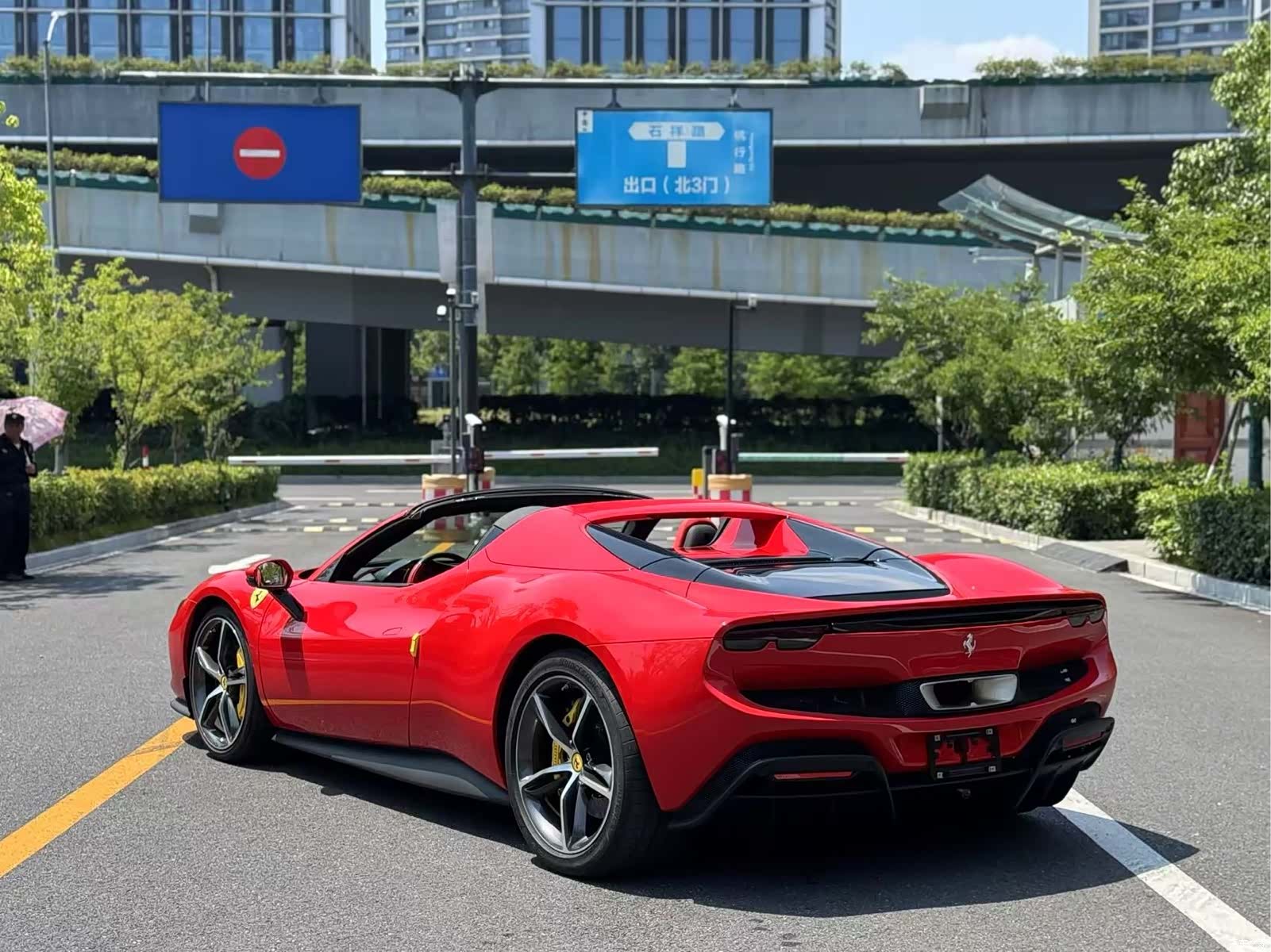 Ferrari 296, 2024 7