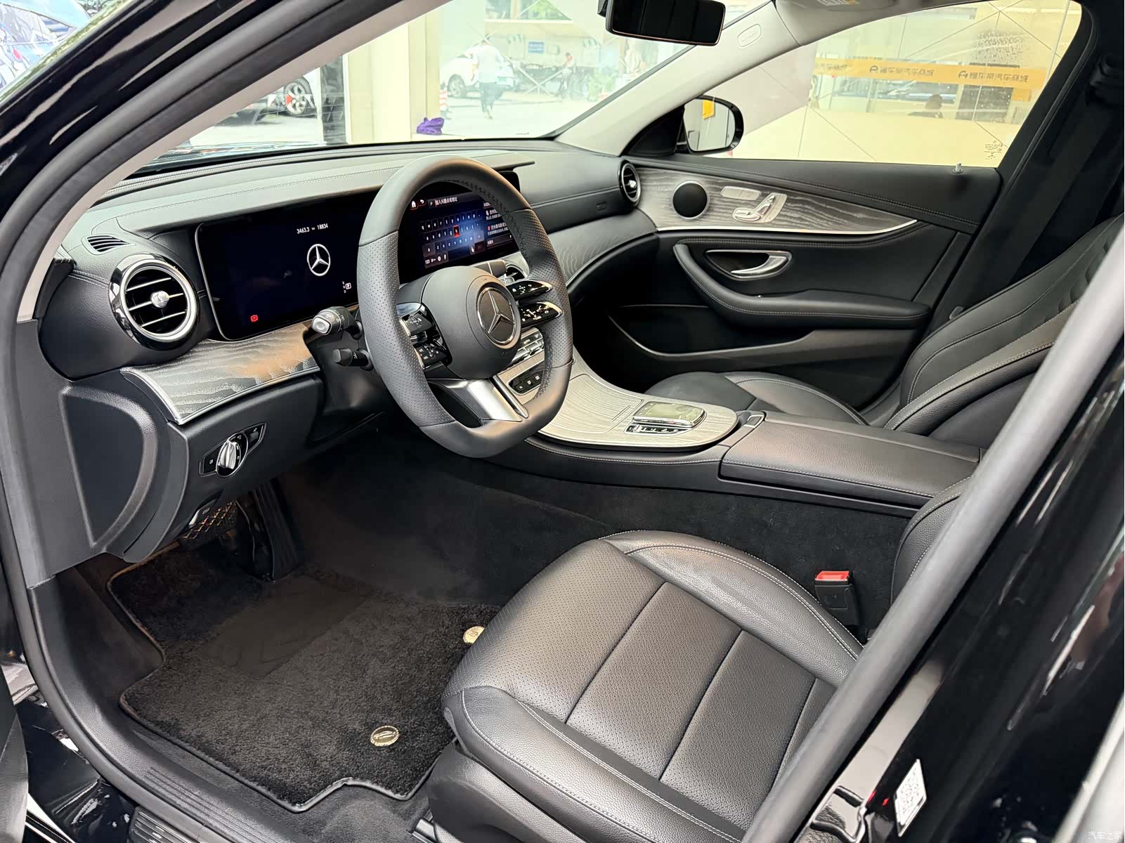 Mercedes-Benz E-Class, 2021 16