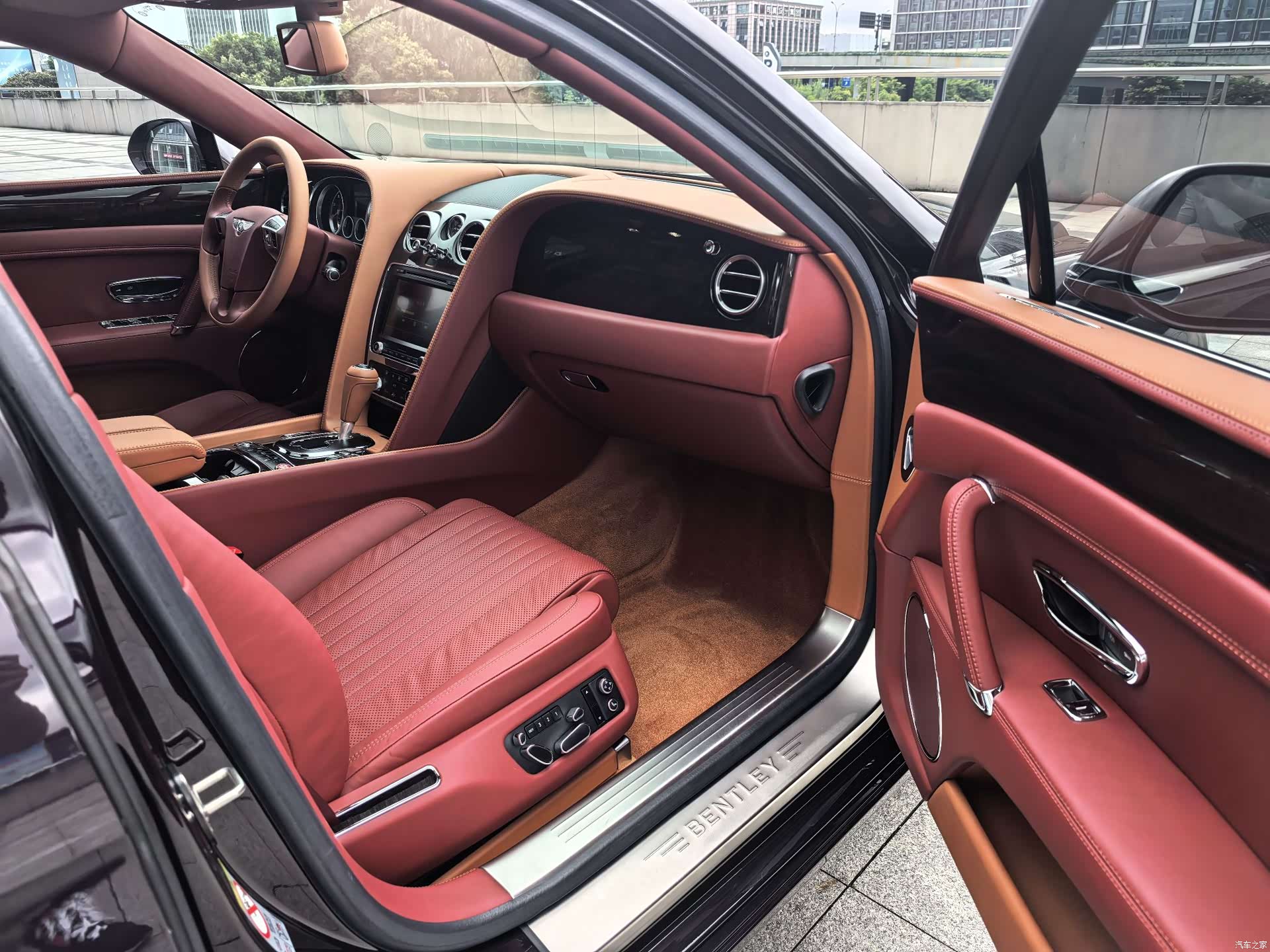 Bentley Flying Spur, 2018 14