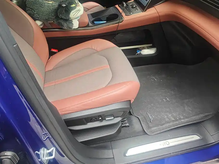 NIO EC6