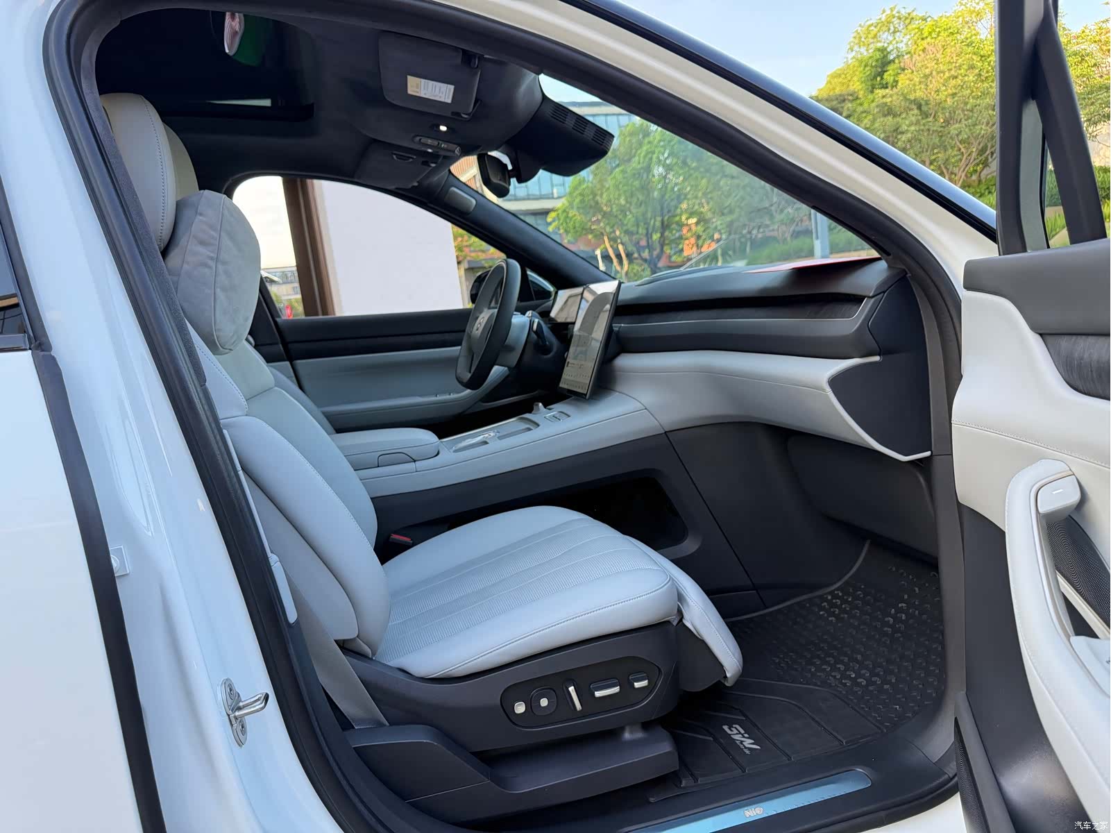 NIO ES8, 2024 9
