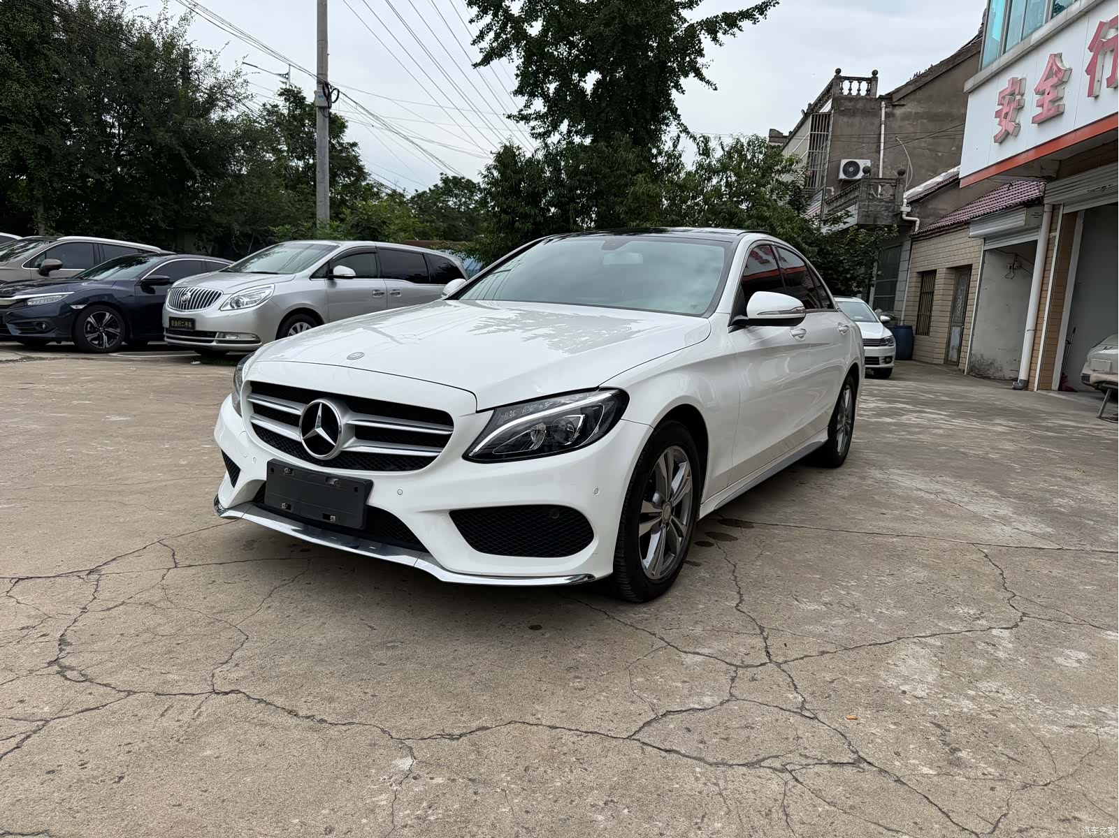 Mercedes-Benz C-Class